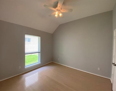 5120 Plantation Lane - Photo Thumbnail 17