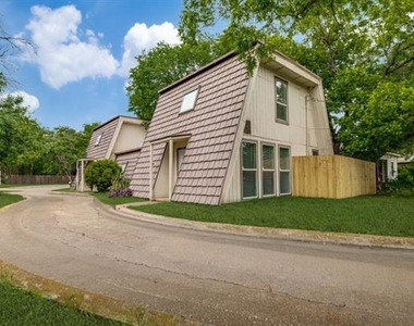 809 E Pioneer Drive - Photo Thumbnail 11