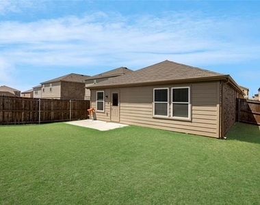 865 Table Rock Street - Photo Thumbnail 27