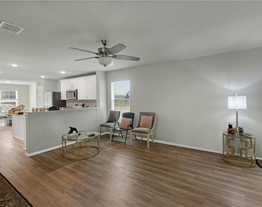 865 Table Rock Street - Photo Thumbnail 7