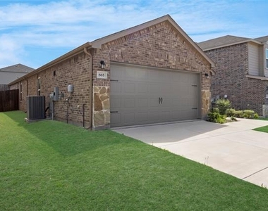 865 Table Rock Street - Photo Thumbnail 2