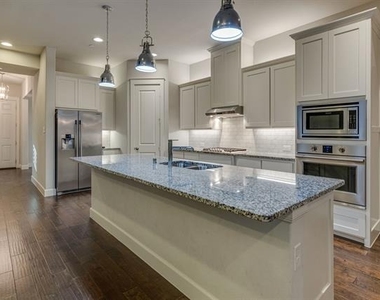 8736 Madrid Street - Photo Thumbnail 12
