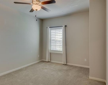 8736 Madrid Street - Photo Thumbnail 32