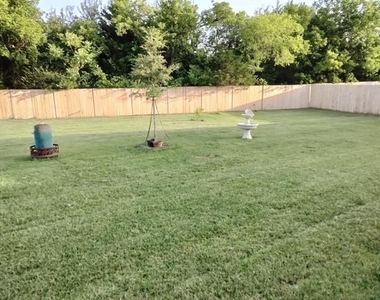 100 W North Creek Drive - Photo Thumbnail 18