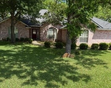 9009 Pleasant Hill Drive - Photo Thumbnail 3