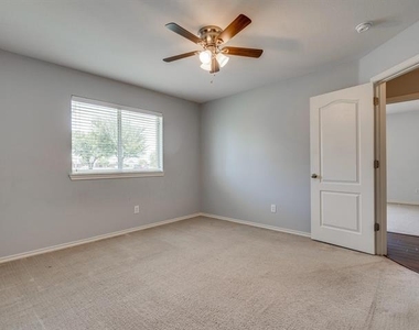 7721 Willow Ridge Drive - Photo Thumbnail 23