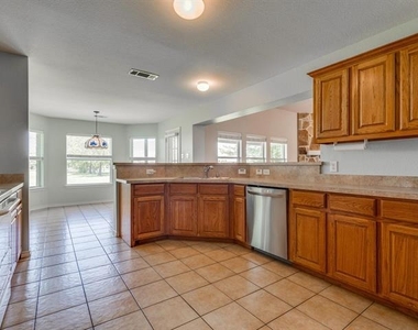 7721 Willow Ridge Drive - Photo Thumbnail 11