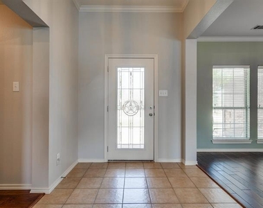 7721 Willow Ridge Drive - Photo Thumbnail 2