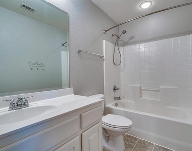 7721 Willow Ridge Drive - Photo Thumbnail 30