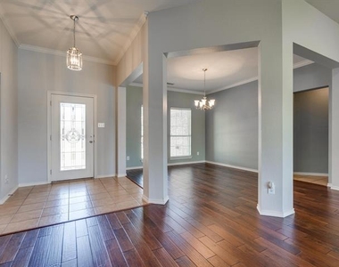 7721 Willow Ridge Drive - Photo Thumbnail 3