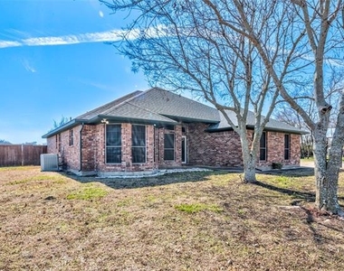 422 E Fm 6 - Photo Thumbnail 2