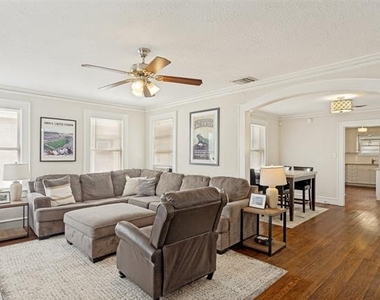 3115 Odessa Avenue - Photo Thumbnail 1