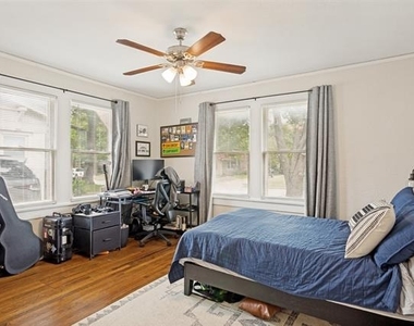 3115 Odessa Avenue - Photo Thumbnail 6