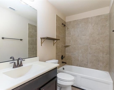 5841 Fir Tree Lane - Photo Thumbnail 9