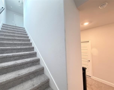 2130 Argolis Drive - Photo Thumbnail 25