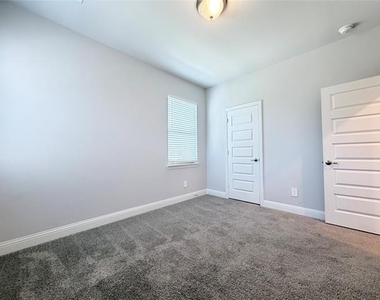 2130 Argolis Drive - Photo Thumbnail 22