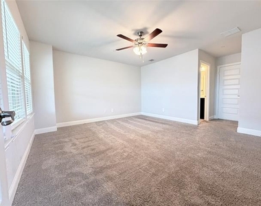 2130 Argolis Drive - Photo Thumbnail 26