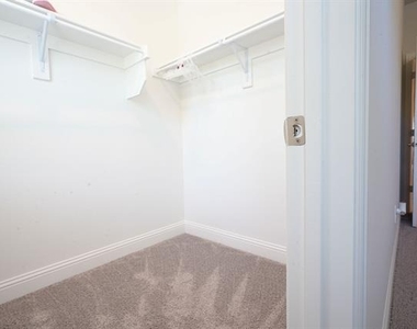 2130 Argolis Drive - Photo Thumbnail 7