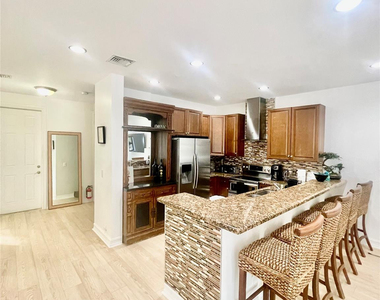 540 Ne 17th Avenue - Photo Thumbnail 42