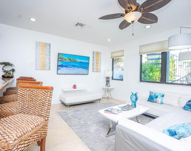 540 Ne 17th Avenue - Photo Thumbnail 1