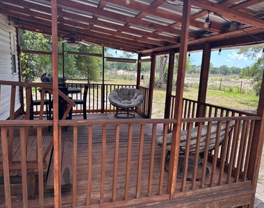 930 Deer Street - Photo Thumbnail 27