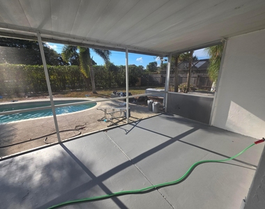 1243 Kinglet Terrace - Photo Thumbnail 21