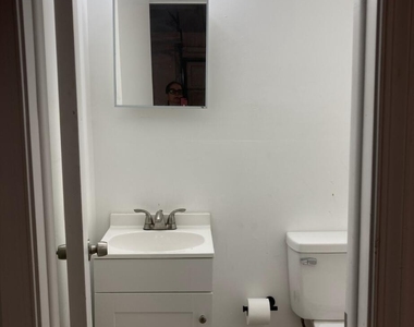 1243 Kinglet Terrace - Photo Thumbnail 11