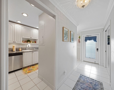 2835 Sw 13th Street - Photo Thumbnail 13