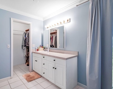 2835 Sw 13th Street - Photo Thumbnail 23