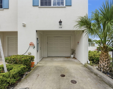 310 N Dixie Highway - Photo Thumbnail 33