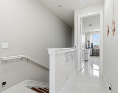 310 N Dixie Highway - Photo Thumbnail 10