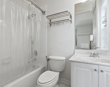 310 N Dixie Highway - Photo Thumbnail 9