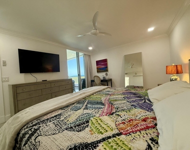 5400 N Ocean Drive - Photo Thumbnail 16