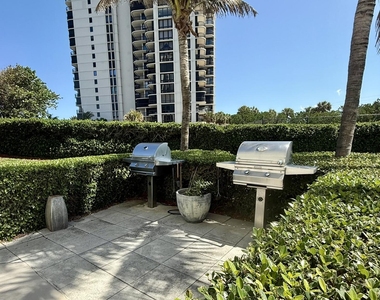 5400 N Ocean Drive - Photo Thumbnail 40