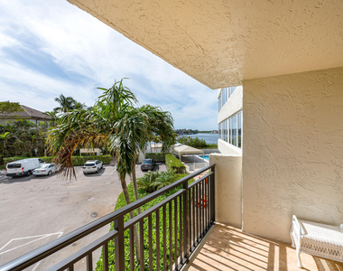 3912 S Ocean Boulevard - Photo Thumbnail 9