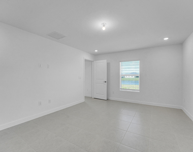 6394 Nw Windwood Way - Photo Thumbnail 10