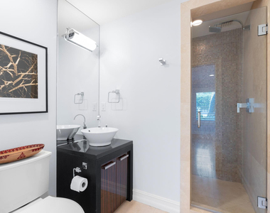 2848 Ne 35th Court - Photo Thumbnail 19