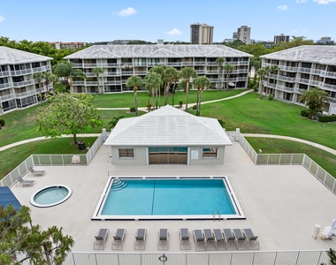2621 Village Boulevard - Photo Thumbnail 23