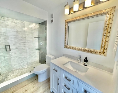 359 Prestwick Circle - Photo Thumbnail 14