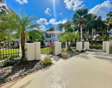 359 Prestwick Circle - Photo Thumbnail 18
