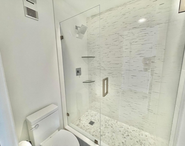 359 Prestwick Circle - Photo Thumbnail 11