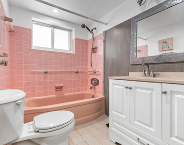 401 N Riverside Drive - Photo Thumbnail 14