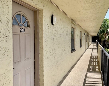 9355 Sw 8th Street - Photo Thumbnail 6
