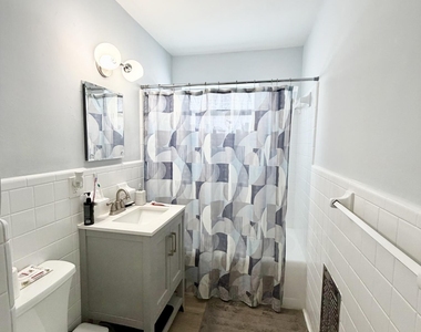 1502 N J Street - Photo Thumbnail 3