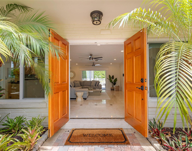 5790 Ne 20th Terrace - Photo Thumbnail 4