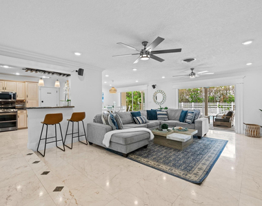 5790 Ne 20th Terrace - Photo Thumbnail 6