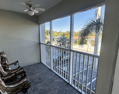 330 Se 2nd Street - Photo Thumbnail 7