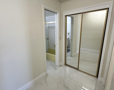 330 Se 2nd Street - Photo Thumbnail 4