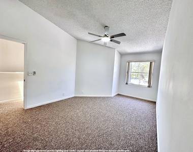 703 Crosswinds Drive - Photo Thumbnail 11