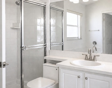 703 Crosswinds Drive - Photo Thumbnail 8